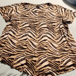 Tiger Print T-Shirt Size 2X